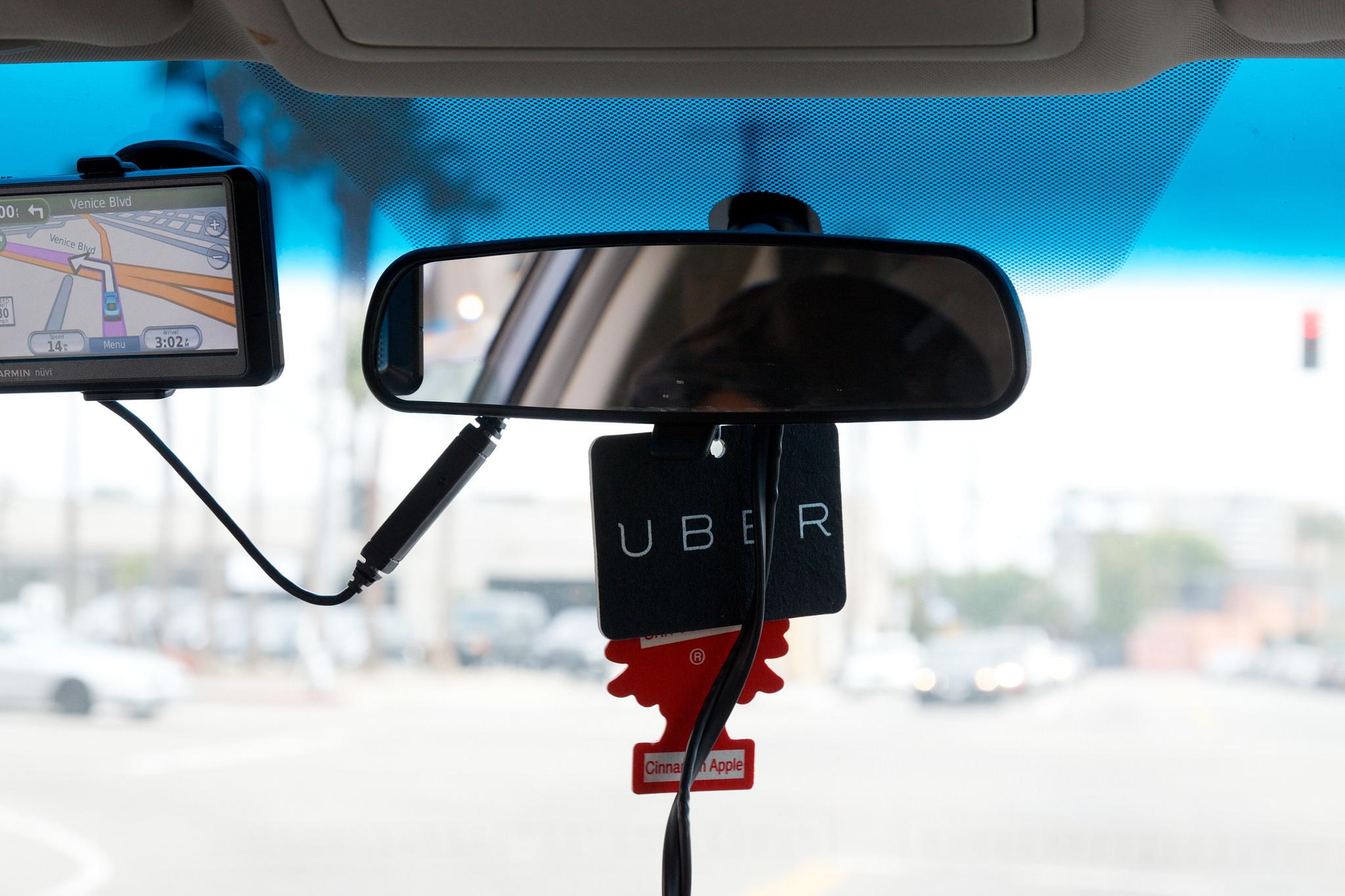 Sous pression, UberPOP rentre aux stands