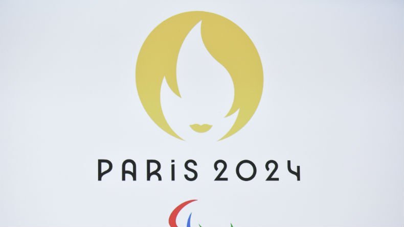 Airbnb sponsor des JO 2024 : les hôteliers hurlent au scandale