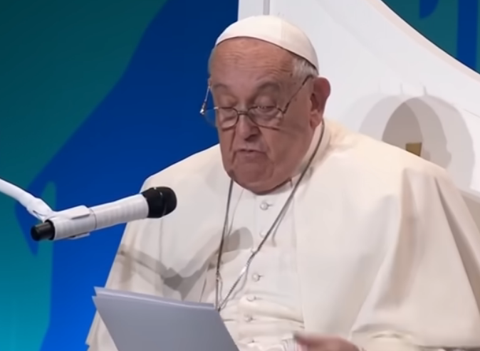 Vatican : le pape François s’en prend encore au capitalisme